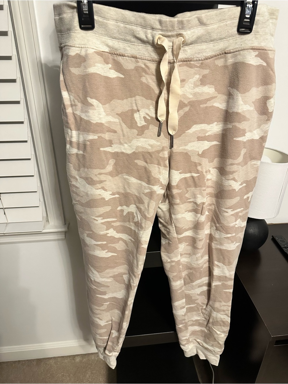 Athleta Beige Camo Drawstring Joggers